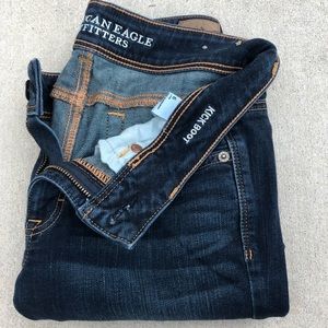 American Eagle Kick Boot Jeans 🦅👖